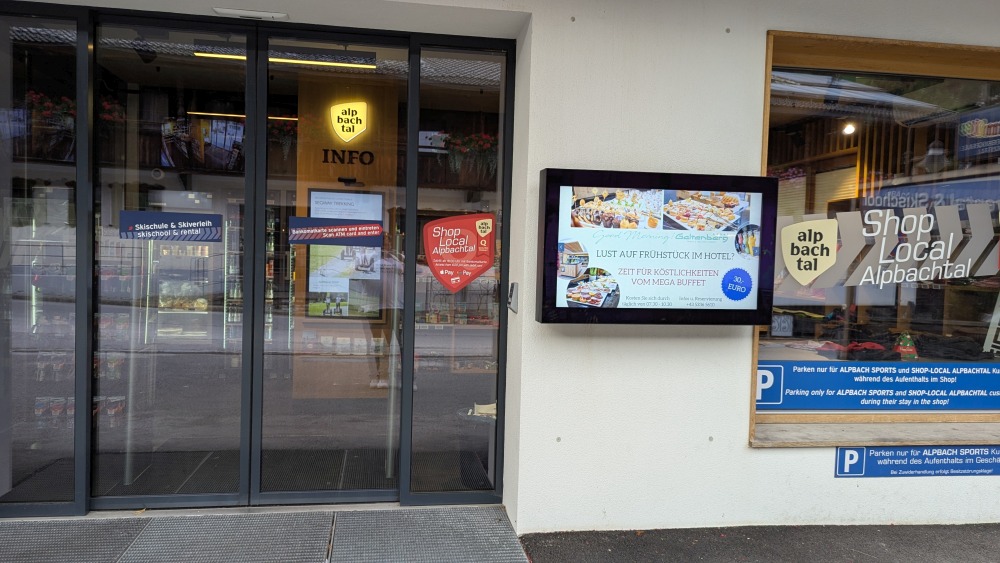 PXL_20250821_061058625