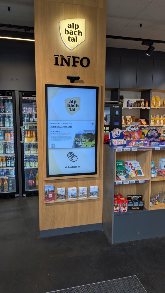 PXL_20250821_061156917